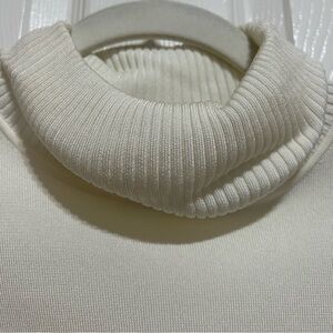 Nygard Collection White Turtleneck